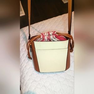 String BUCKET crossbody bag